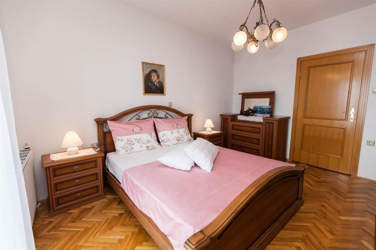 Apartments With A Parking Space Crikvenica - 11307 Extérieur photo