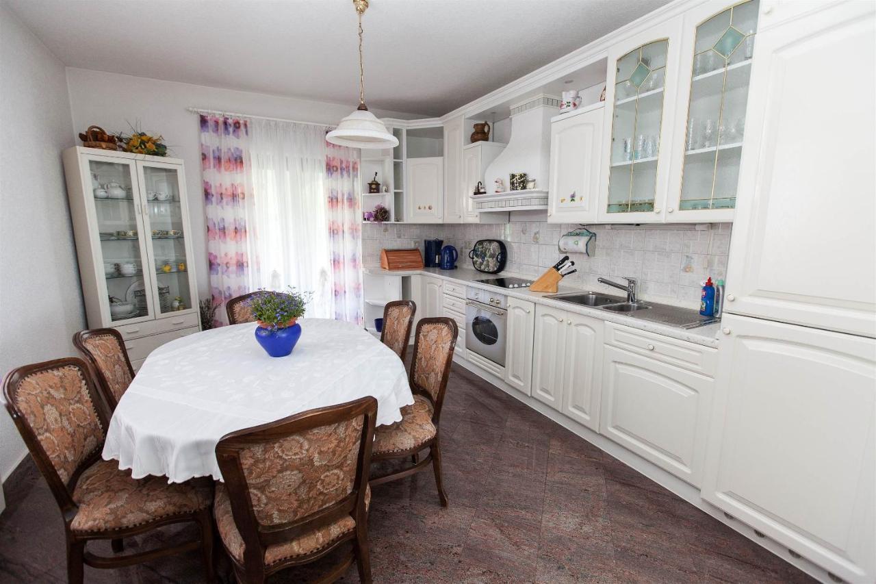Apartments With A Parking Space Crikvenica - 11307 Extérieur photo